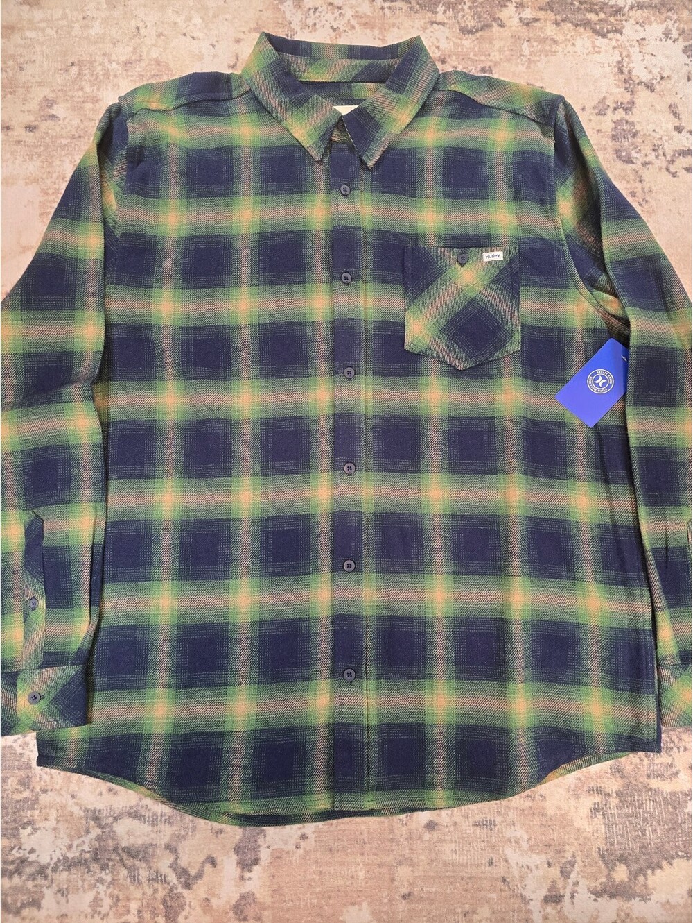 Hurley Men's XL Green and Navy Blue Plaid Button-Up Shirt (NWT)